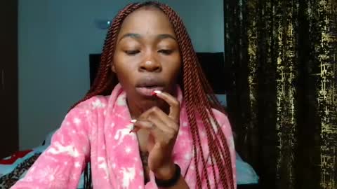 Miss Kiarrafit online show from 02.08.25