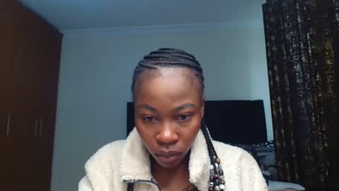 Miss Kiarrafit online show from 03.05.25
