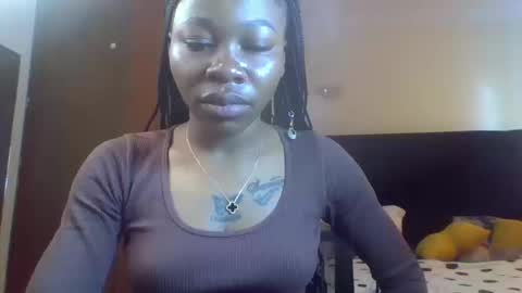 Miss Kiarrafit online show from 09.23.25