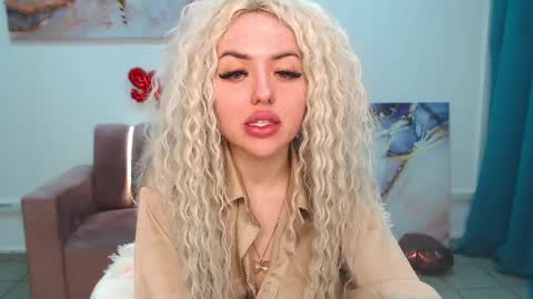 miss_kiten online show from 02.11.25