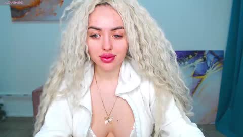 miss_kiten online show from 02.23.25