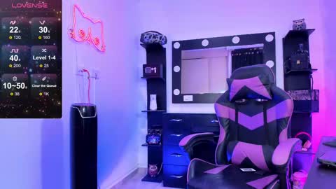 Miss Kittyn online show from 10.03.25