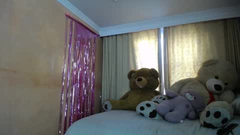 lilieth  online show from 12.13.24