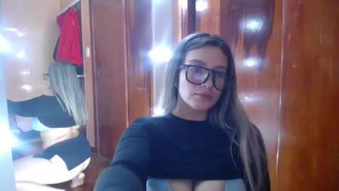 lilieth  online show from 02.23.25