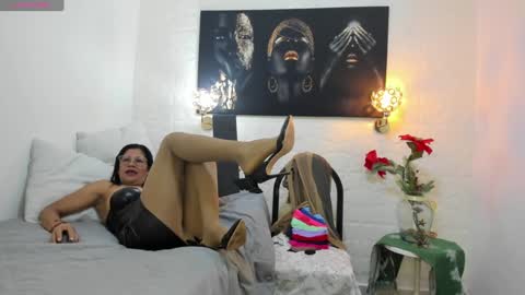 lucero online show from 01.12.25