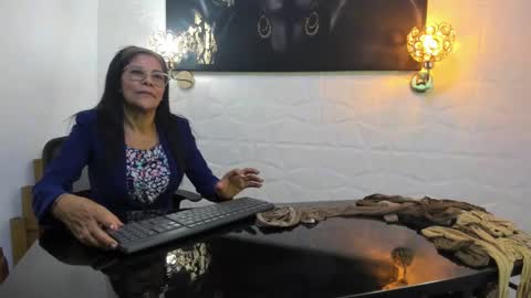 lucero online show from 02.09.25