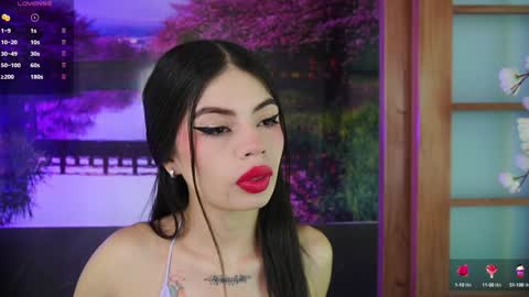 miss_lucyla online show from 01.20.25