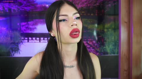 miss_lucyla online show from 01.31.25