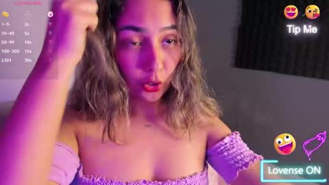 Mia  monday to saturday 6pm to 9pm time Colombia online show from 09.11.25