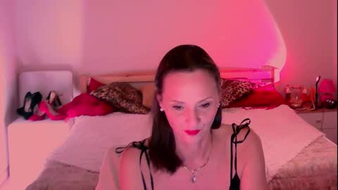 Snapshot of miss_mimys chatting on 01.25.25 Nicol online show from 01.25.25