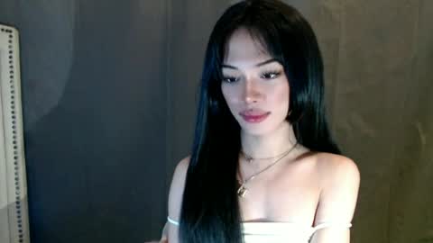 Snapshot of miss_moheera_xxx chatting on 06.23.26 Moheera online show from 06.23.26