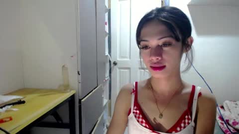 Snapshot of miss_moheera_xxx chatting on 07.27.26 Moheera online show from 07.27.26