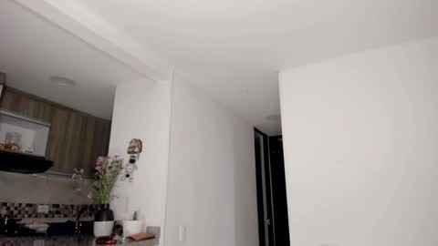 Snapshot of miss_myers chatting on 02.25.25 Goddess Myers thumb up is important for me kisses online show from 02.25.25