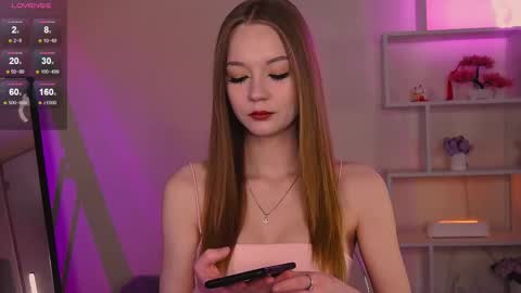 Snapshot of miss_nicoletta chatting on 03.12.25 Nicole online show from 03.12.25