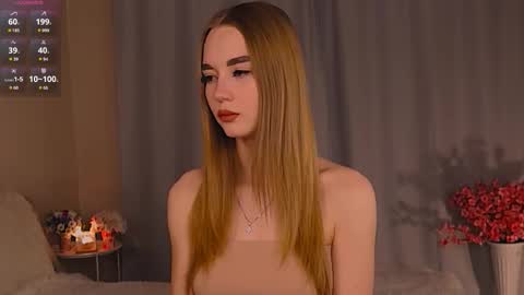 Snapshot of miss_nicoletta chatting on 09.16.25 Nicole online show from 09.16.25