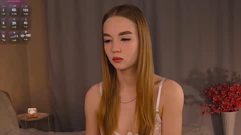 Snapshot of miss_nicoletta chatting on 10.10.25 Nicole online show from 10.10.25