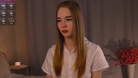 Snapshot of miss_nicoletta chatting on 10.23.25 Nicole online show from 10.23.25