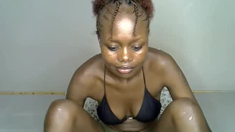 miss_pretty1 online show from 12.17.25