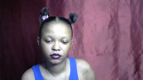 Snapshot of miss_rihanna2 chatting on 09.18.25 miss_rihanna2 online show from 09.18.25
