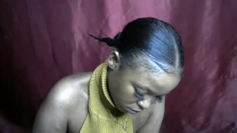 Snapshot of miss_rihanna2 chatting on 09.19.25 miss_rihanna2 online show from 09.19.25