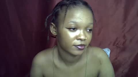 Snapshot of miss_rihanna2 chatting on 10.10.25 miss_rihanna2 online show from 10.10.25