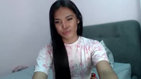 Snapshot of miss_scarletslut chatting on 10.12.25 Scarlet Slut online show from 10.12.25