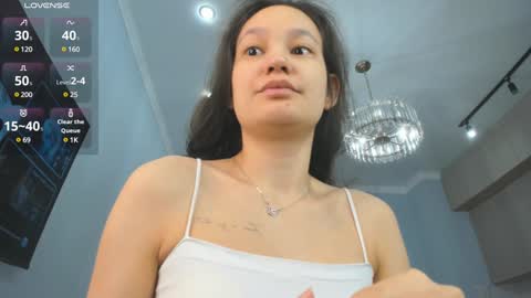 Snapshot of miss_shine_ chatting on 12.26.24 Miss shine online show from 12.26.24