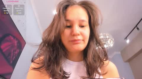 Snapshot of miss_shine_ chatting on 02.16.25 Miss shine online show from 02.16.25