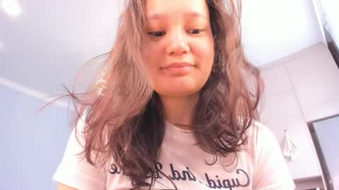 Snapshot of miss_shine_ chatting on 02.21.25 Miss shine online show from 02.21.25