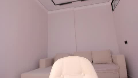 Snapshot of miss_shine_ chatting on 09.14.25 Miss shine online show from 09.14.25