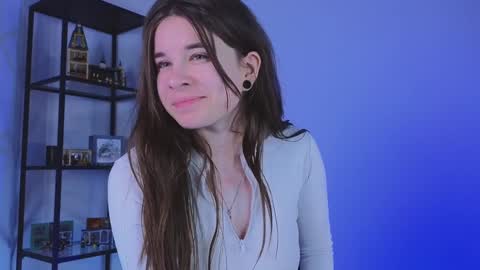 Snapshot of miss_spider chatting on 01.21.25 Spider girl Help me reach 10 likes online show from 01.21.25