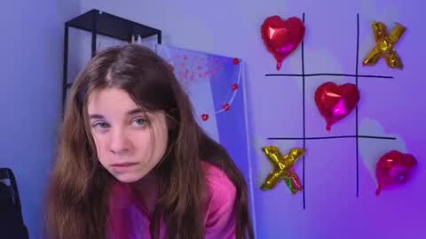 Snapshot of miss_spider chatting on 02.20.25 Spider girl Help me reach 10 likes online show from 02.20.25