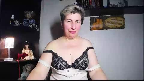 miss_tasha_kom online show from 11.15.25