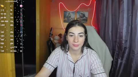 Snapshot of miss_tasy chatting on 03.04.25 Melanie January 15th is my birthday there will be an interesting show online show from 03.04.25