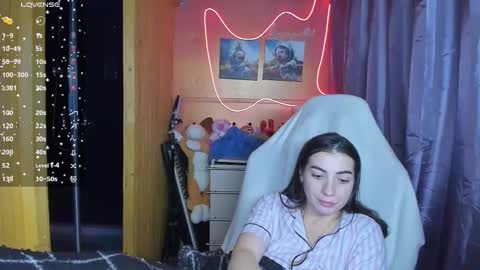 Snapshot of miss_tasy chatting on 03.07.25 Melanie January 15th is my birthday there will be an interesting show online show from 03.07.25