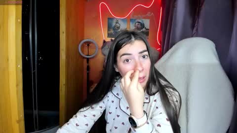 Snapshot of miss_tasy chatting on 09.20.25 Melanie January 15th is my birthday there will be an interesting show online show from 09.20.25