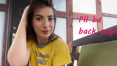 Snapshot of miss_tasy chatting on 10.08.25 Melanie January 15th is my birthday there will be an interesting show online show from 10.08.25