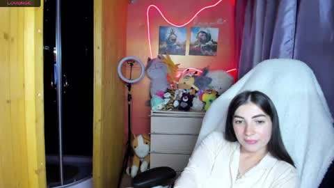 Snapshot of miss_tasy chatting on 05.18.26 Melanie January 15th is my birthday there will be an interesting show online show from 05.18.26