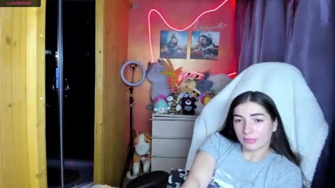 Snapshot of miss_tasy chatting on 05.26.26 Melanie January 15th is my birthday there will be an interesting show online show from 05.26.26