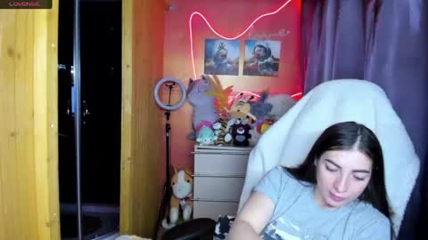 Snapshot of miss_tasy chatting on 05.27.26 Melanie January 15th is my birthday there will be an interesting show online show from 05.27.26