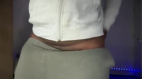 miss_tia_xo online show from 09.17.25