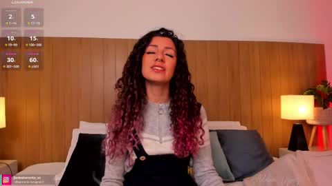 Adara Lpez online show from 02.12.25