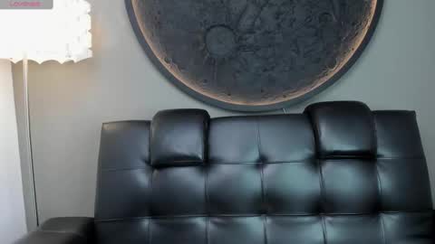 Vaiolette online show from 03.03.25