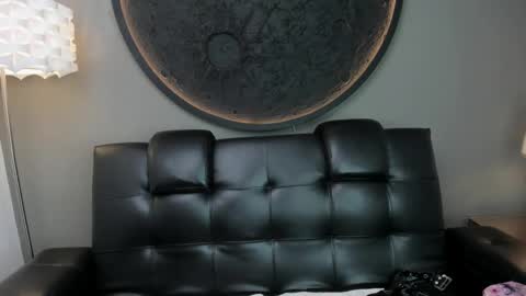 Vaiolette online show from 03.10.25