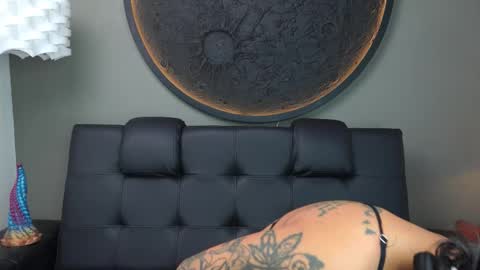 Vaiolette online show from 10.09.25