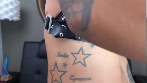 Vaiolette online show from 12.23.25