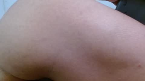 Snapshot of miss_valery2 chatting on 01.05.25 hanna online show from 01.05.25