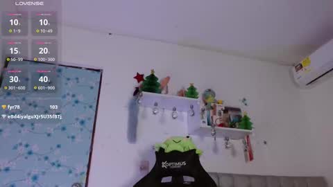 Snapshot of miss_valery2 chatting on 02.10.25 hanna online show from 02.10.25