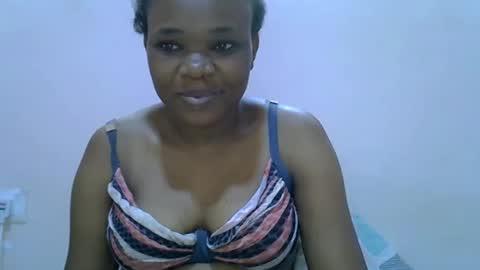 Snapshot of miss_velour chatting on 06.05.26 miss_velour online show from 06.05.26