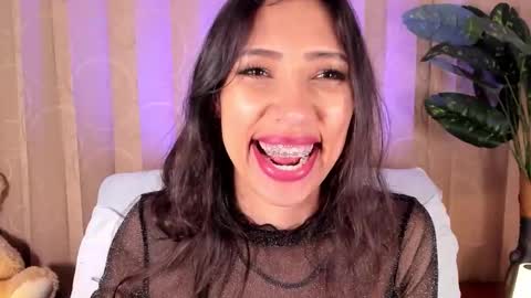 Miss Veronica online show from 03.12.26